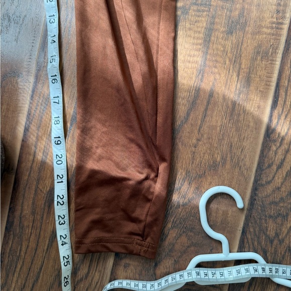 Elegant Brown Jumpsuit - Picture 7 of 8